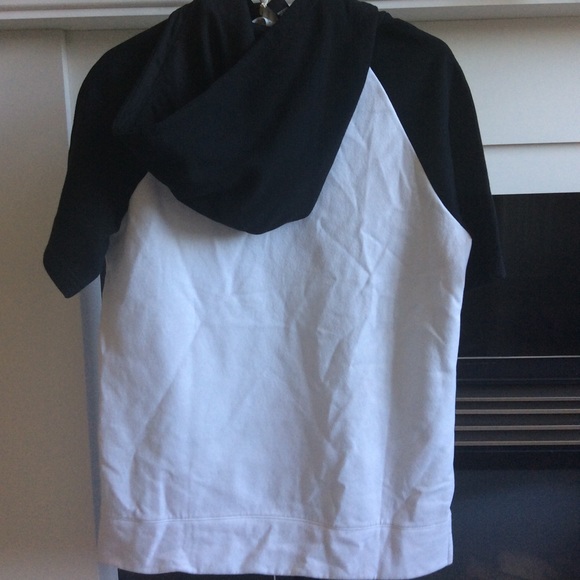 adidas hoodie/tshirt - Picture 2 of 3